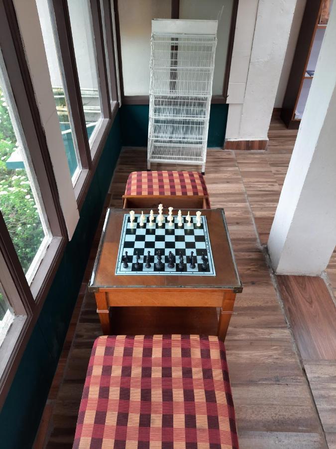 Pine Borough Inn Kodaikanal Buitenkant foto