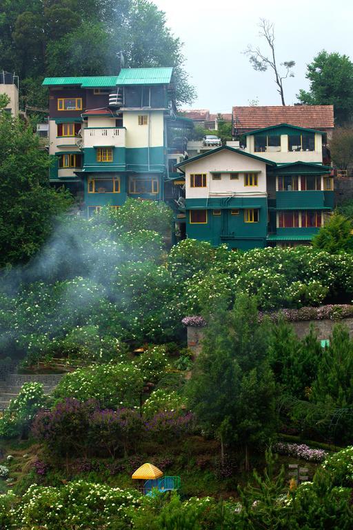 Pine Borough Inn Kodaikanal Buitenkant foto