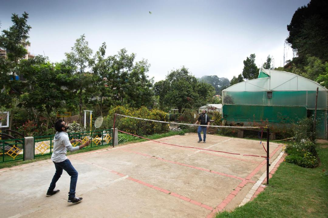 Pine Borough Inn Kodaikanal Buitenkant foto